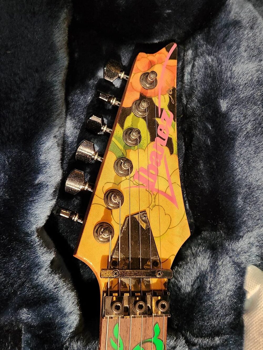Ibanez JEM77FP Steve Vai Signature Model Black Floral Pattern
