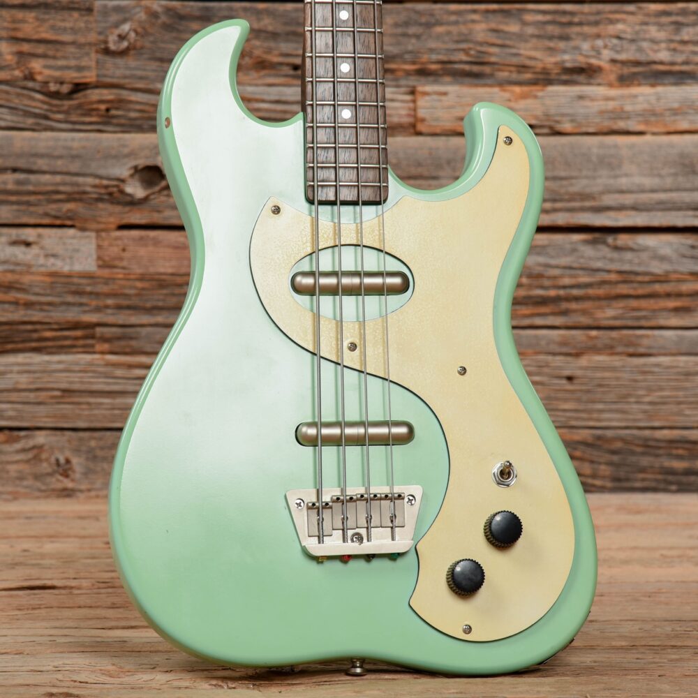 Danelectro 63 Bass Surf Green