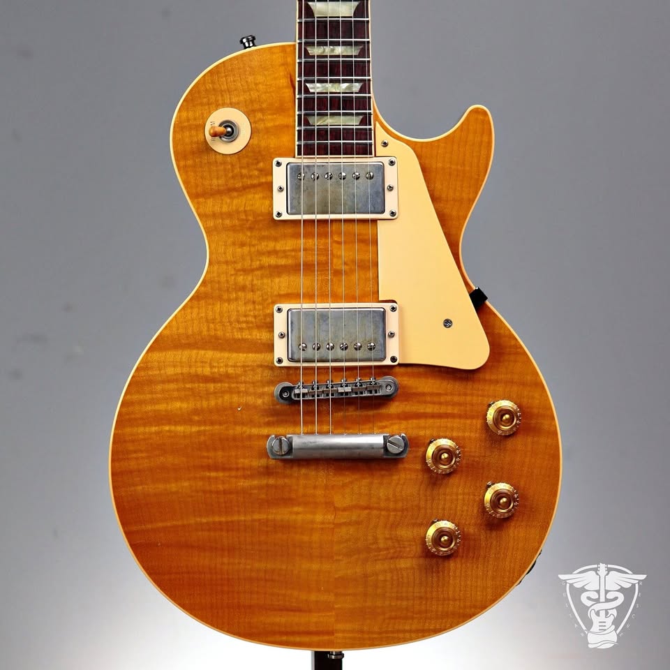 Gibson Les Paul Classic Premium Plus - 9.24 LBS (FS/FT)