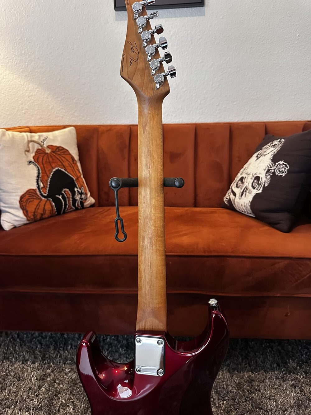 Suhr Pete Thorn Signature Standard HSS 2022 - Present - Garnet Red