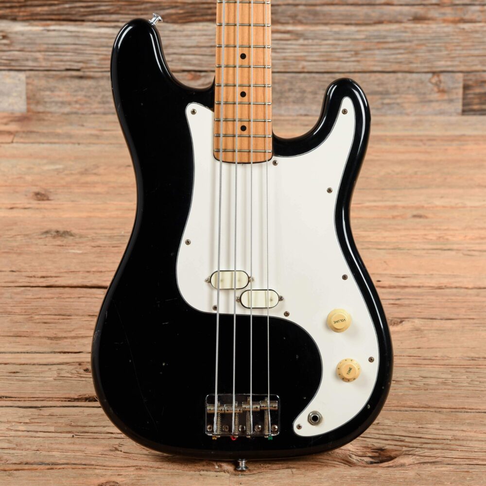 Squier Bullet Bass Black 1983 - My Store