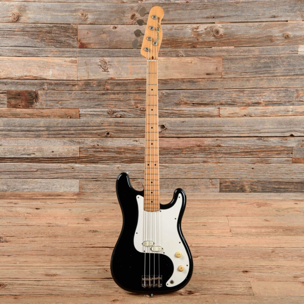 Squier Bullet Bass Black 1983 - My Store