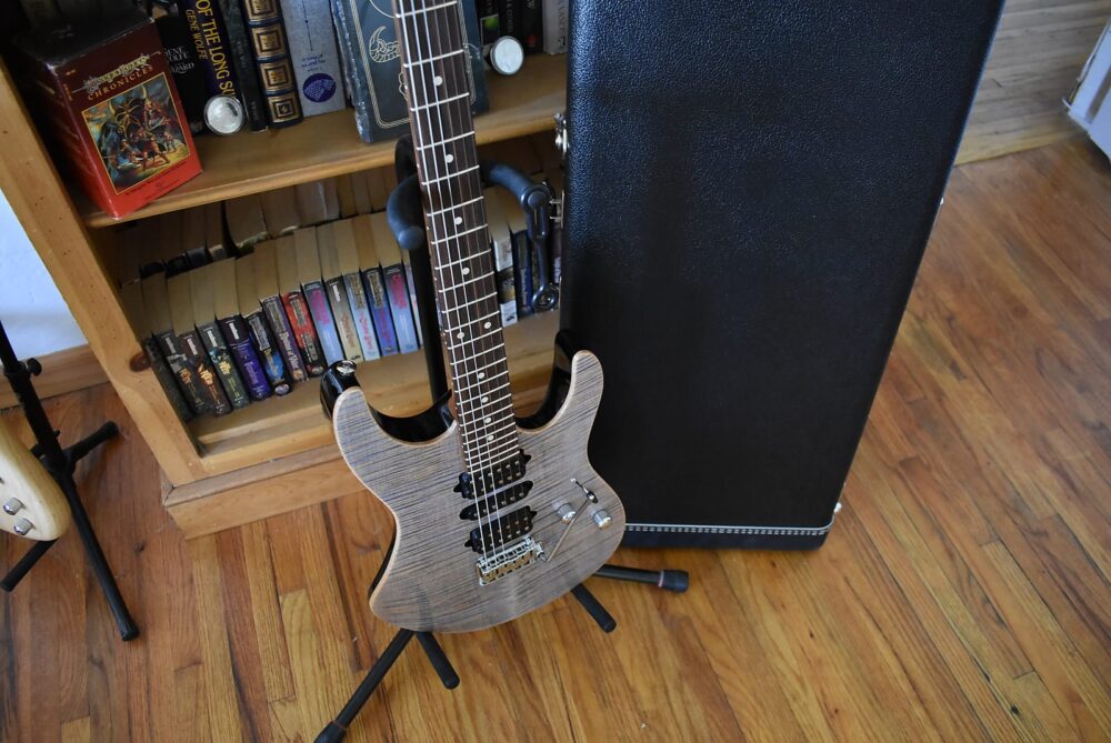 Suhr Modern Plus, 2023, Immaculate, OHSC & Paperwork