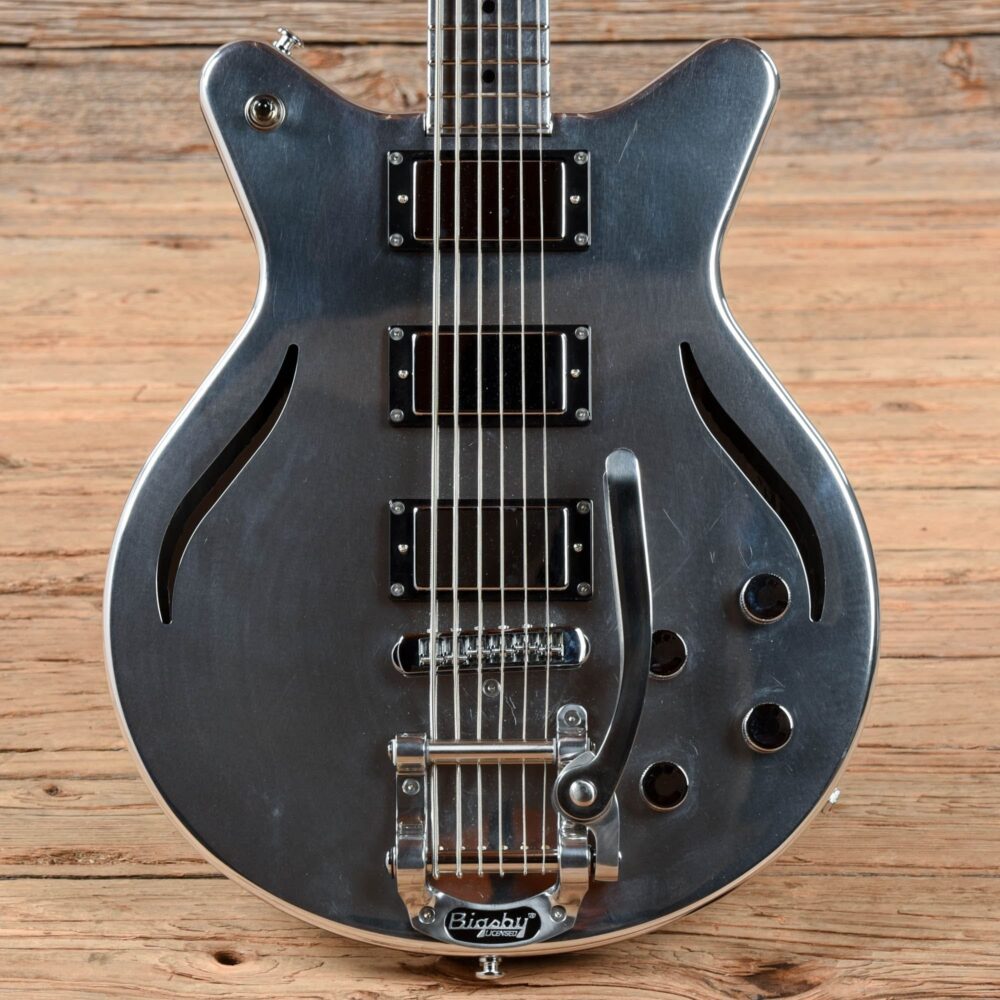 Electrical Guitar Company Chessie Bass VI - My Store