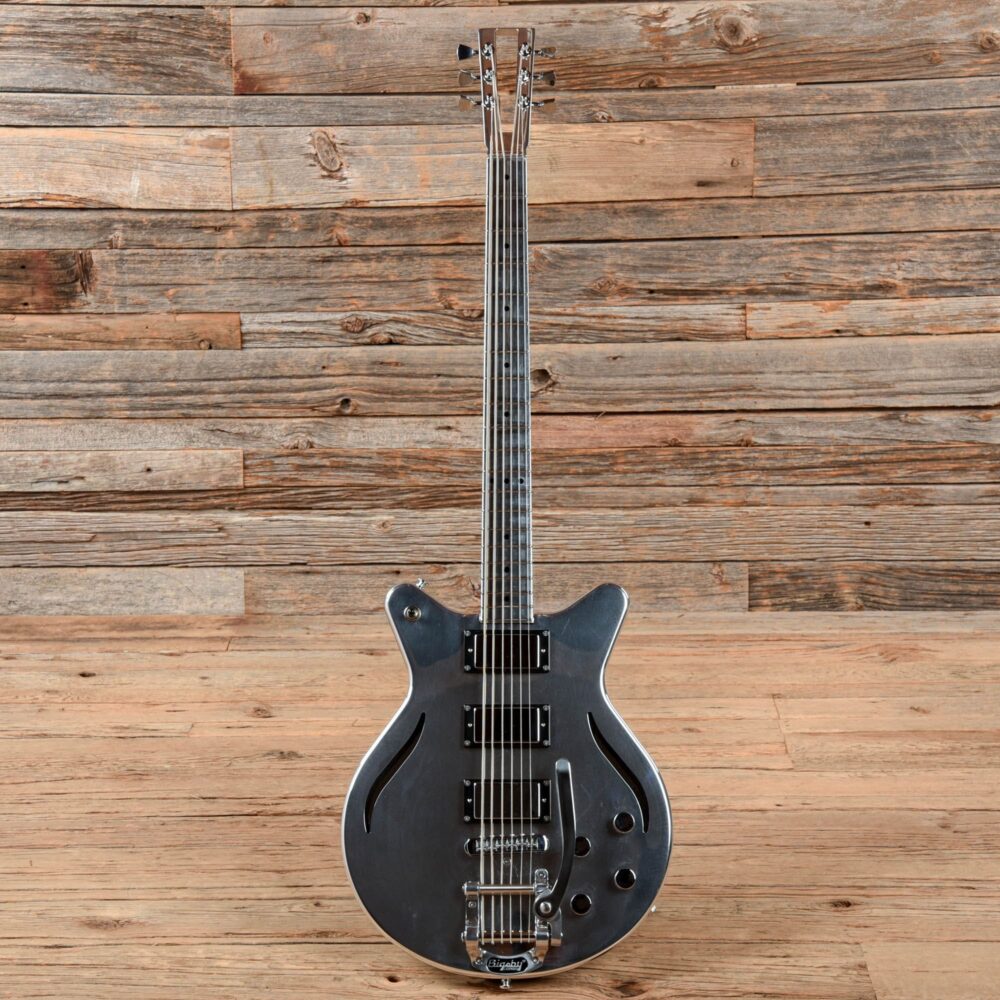 Electrical Guitar Company Chessie Bass VI - My Store