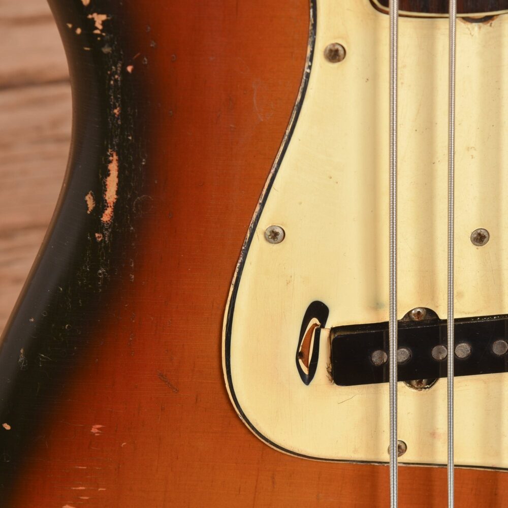 Fender Jazz Bass w/1966 Neck and 1974 Body Sunburst - My Store