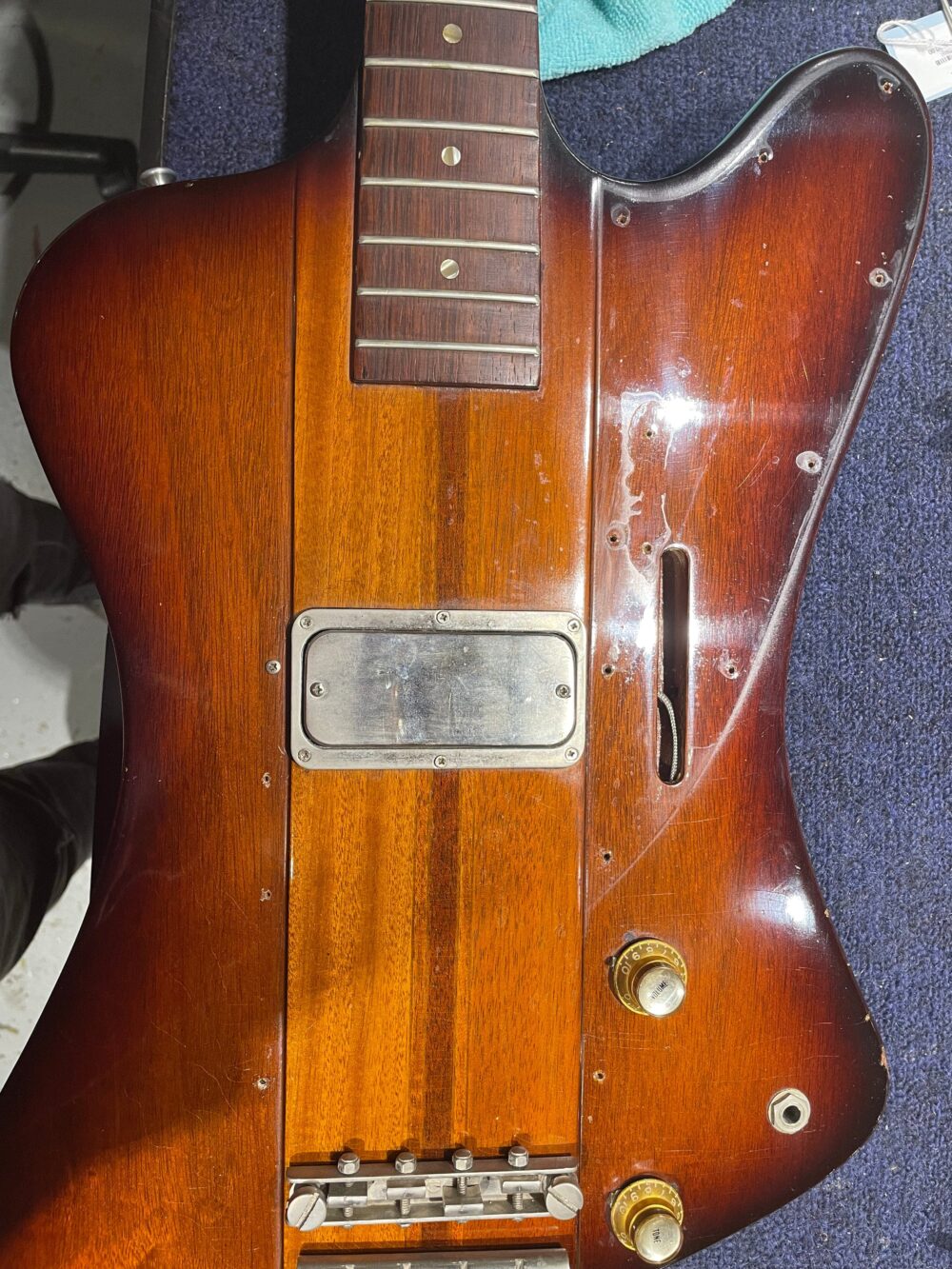 Gibson Thunderbird II (Previously Owned by Johnny Winter) Sunburst 1965 - My Store