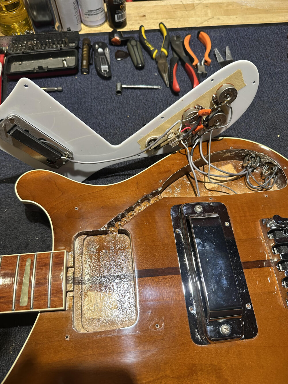 Rickenbacker 4001 Walnut 1975 - My Store