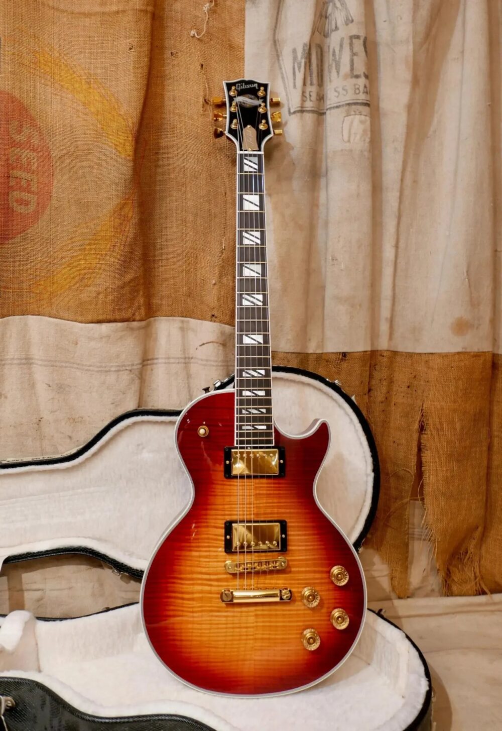 Used Gibson 2006 Gibson Les Paul Supreme Cherry Sunburst - The Guitar Rescue-The Guitar Rescue