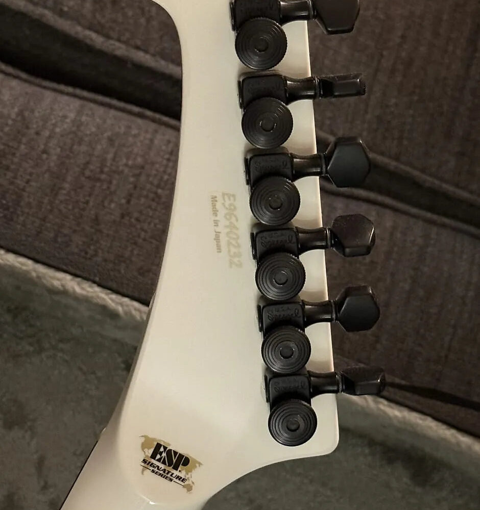 ESP Snakebyte Snow White 2023 - The Guitar Rescue-The Guitar Rescue