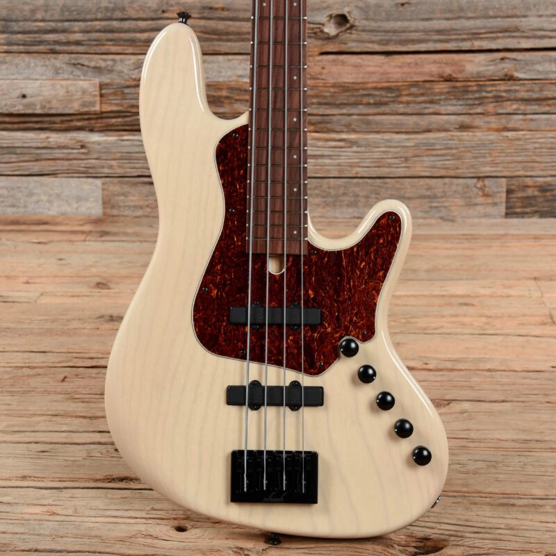 Elrick Standard NJS 4-String Transparent Creme 2021 - The Guitar Rescue-The Guitar Rescue