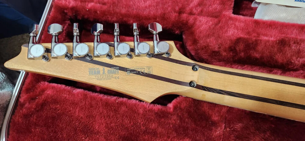 Ibanez UV777P-BK Steve Vai Signature Universe 1998 - 2012 - Black - The Guitar Rescue-The Guitar Rescue
