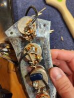 Fender Jazz Bass Sunburst 1975 - The Guitar Rescue-The Guitar Rescue
