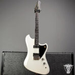 Novo Voltur V2, Custom - 6.69 LBS (FS/FT) - The Guitar Rescue-The Guitar Rescue