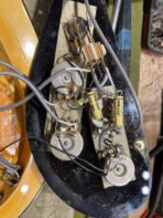 Rickenbacker 4001 White 1979 - The Guitar Rescue-The Guitar Rescue