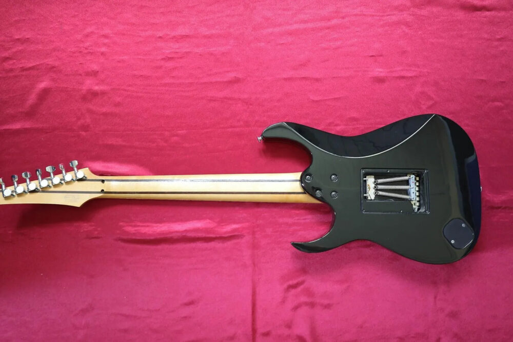 Ibanez UV 777 Universe 2011 - black - The Guitar Rescue-The Guitar Rescue