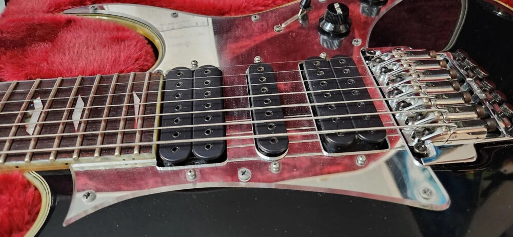Ibanez UV777P-BK Steve Vai Signature Universe 1998 - 2012 - Black - The Guitar Rescue-The Guitar Rescue